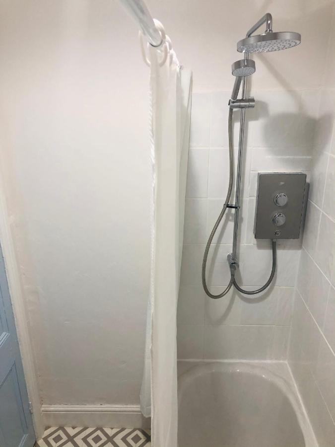 New! Seaside Central Scarborough Apartment المظهر الخارجي الصورة